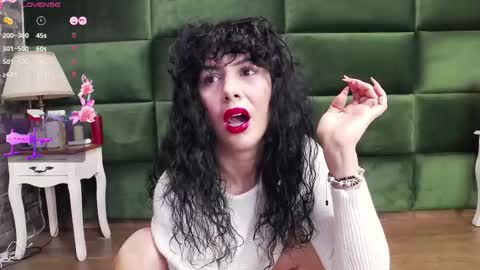 Snapshot of selensummer chatting on 10/11/25, 07:01 Selen online show from 10/11/25, 07:01