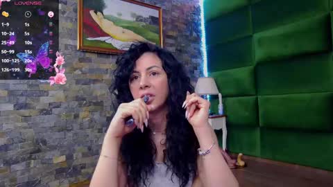 Snapshot of selensummer chatting on 04/22/26, 04:15 Selen online show from 04/22/26, 04:15