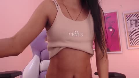 Snapshot of seleny_fitness chatting on 02/11/25, 01:51 Mayte online show from 02/11/25, 01:51