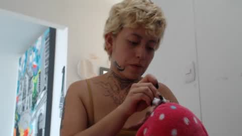 Snapshot of seley222 chatting on 06/23/26, 07:12 Ask me online show from 06/23/26, 07:12