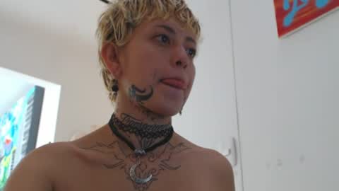 Snapshot of seley222 chatting on 06/24/26, 01:43 Ask me online show from 06/24/26, 01:43