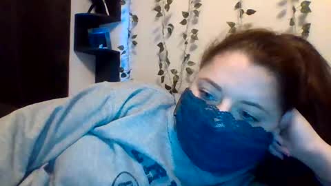 Snapshot of selfcaregirl chatting on 12/22/25, 03:20 Lauren online show from 12/22/25, 03:20