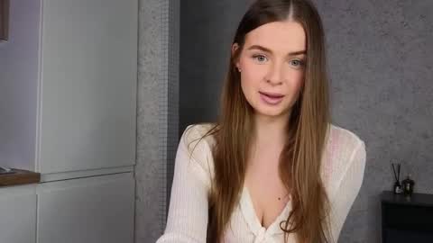 Snapshot of selfish_ashley chatting on 11/28/25, 01:25 Eve online show from 11/28/25, 01:25