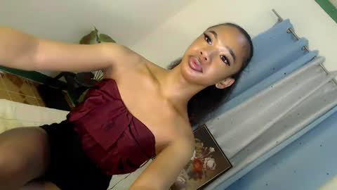 Snapshot of selfsuckercum69 chatting on 01/08/25, 06:20 Jessy online show from 01/08/25, 06:20
