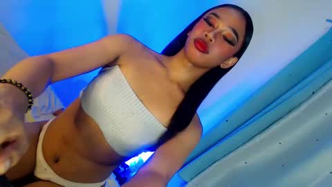Snapshot of selfsuckercum69 chatting on 01/22/25, 06:31 Jessy online show from 01/22/25, 06:31