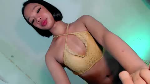 Snapshot of selfsuckercum69 chatting on 09/10/25, 09:20 Jessy online show from 09/10/25, 09:20