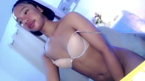 Snapshot of selfsuckercum69 chatting on 10/02/25, 03:13 Jessy online show from 10/02/25, 03:13
