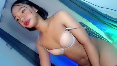 Snapshot of selfsuckercum69 chatting on 10/06/25, 04:32 Jessy online show from 10/06/25, 04:32