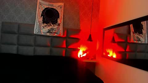 selaharaandazrael online show from 10/17/25, 12:19