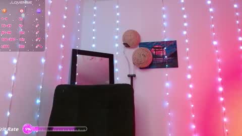 Snapshot of selikayle chatting on 11/28/25, 10:40 Selen online show from 11/28/25, 10:40