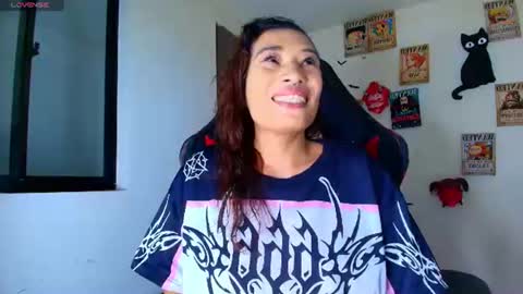 Snapshot of selina_kyl3 chatting on 07/03/26, 12:17 Selinna Kyle online show from 07/03/26, 12:17