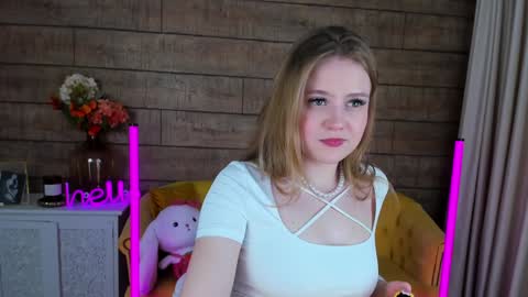 Snapshot of selinswarovski chatting on 02/07/25, 07:49 SelinSwarovski online show from 02/07/25, 07:49