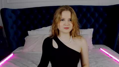 Snapshot of selinswarovski chatting on 02/09/25, 04:18 SelinSwarovski online show from 02/09/25, 04:18