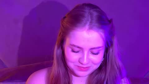 Snapshot of selinswarovski chatting on 09/27/25, 04:28 SelinSwarovski online show from 09/27/25, 04:28