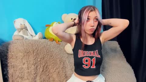 Mindy online show from 12/24/24, 06:44