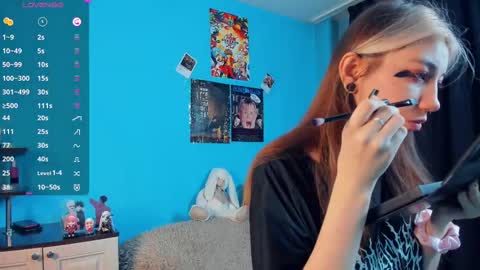 Mindy online show from 02/18/25, 03:21