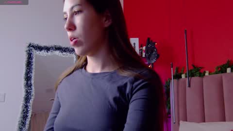 Snapshot of sellashine chatting on 12/11/24, 01:58 Nicole online show from 12/11/24, 01:58