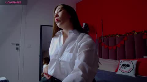 Snapshot of sellashine chatting on 02/06/25, 01:38 Nicole online show from 02/06/25, 01:38