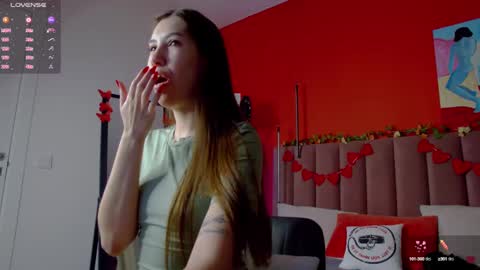 Snapshot of sellashine chatting on 02/10/25, 01:46 Nicole online show from 02/10/25, 01:46