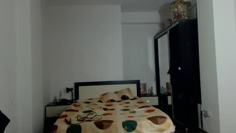 sellena_angels online show from 01/22/25, 05:49