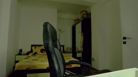 Snapshot of sellena_angels chatting on 03/11/26, 06:25 sellena_angels online show from 03/11/26, 06:25