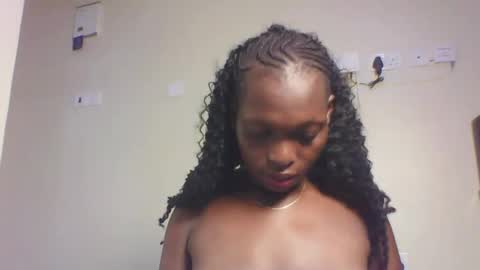 Snapshot of sellinprencess2 chatting on 04/21/26, 12:45 verah online show from 04/21/26, 12:45