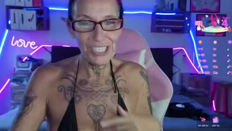 Snapshot of selvaggia_del_caribe chatting on 06/12/26, 05:45 Selvaggia Del Caribe online show from 06/12/26, 05:45