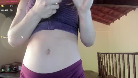 Snapshot of selyn_ chatting on 07/10/26, 12:08 Selyn online show from 07/10/26, 12:08