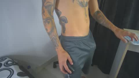 Snapshot of sem_alas chatting on 03/08/25, 04:01 sem_alas online show from 03/08/25, 04:01