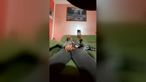 Snapshot of sempreilmio chatting on 02/12/26, 05:08 sempreilmio online show from 02/12/26, 05:08