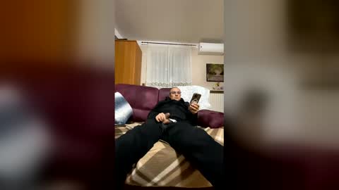 Snapshot of sempreilmio chatting on 02/16/26, 10:50 sempreilmio online show from 02/16/26, 10:50