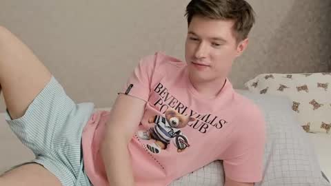 Snapshot of semyonone chatting on 02/21/25, 07:21 Semyon online show from 02/21/25, 07:21