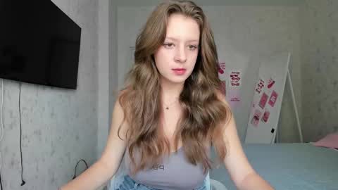 Ami online show from 09/19/25, 08:27