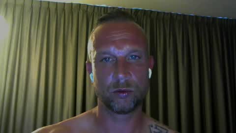 Snapshot of sence08 chatting on 06/21/26, 07:05 sence08 online show from 06/21/26, 07:05