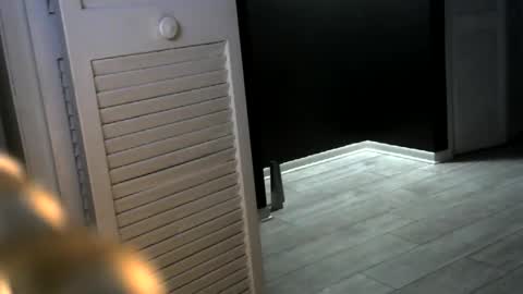 Snapshot of senecathestoic25 chatting on 01/13/26, 05:02 senecathestoic25 online show from 01/13/26, 05:02