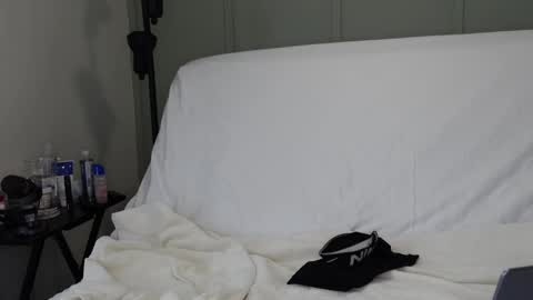 Snapshot of sensatyr chatting on 02/01/25, 07:02 Daddy Dave online show from 02/01/25, 07:02