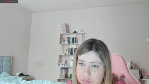 Snapshot of sensetive_mary chatting on 07/03/26, 11:49 Mary Cherry online show from 07/03/26, 11:49