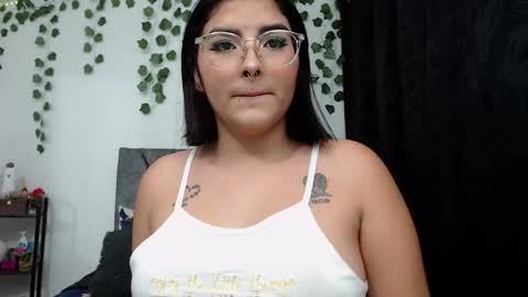 Camille and sophie online show from 01/19/25, 01:10