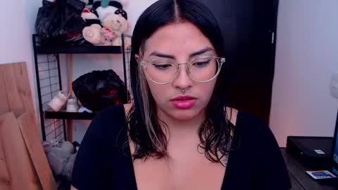 Camille and sophie online show from 09/16/25, 02:40