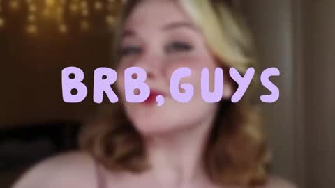 Snapshot of sensual_girrrl chatting on 01/12/25, 08:47 Ilona online show from 01/12/25, 08:47