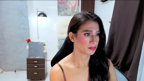 Snapshot of sensual_goergia chatting on 10/24/25, 04:36 sensual_goergia online show from 10/24/25, 04:36