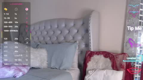 Snapshot of sensual_paradise_ chatting on 04/30/26, 10:14 V online show from 04/30/26, 10:14
