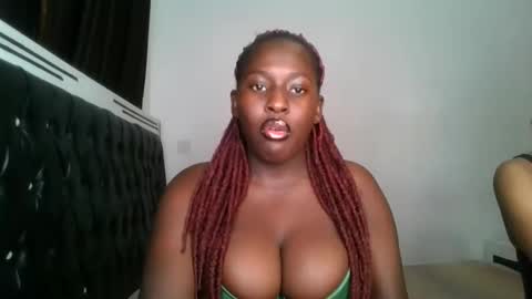 Snapshot of sensual_ria chatting on 06/04/26, 06:47 sensual_ria online show from 06/04/26, 06:47