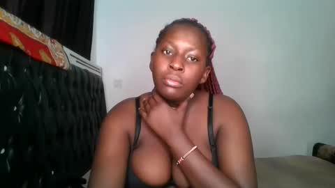 Snapshot of sensual_ria chatting on 06/08/26, 05:08 sensual_ria online show from 06/08/26, 05:08