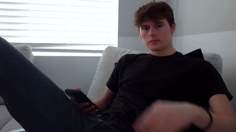 Snapshot of sensualalien chatting on 12/08/24, 09:41 Cam online show from 12/08/24, 09:41