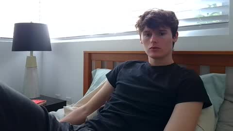 Snapshot of sensualalien chatting on 12/30/24, 07:00 Cam online show from 12/30/24, 07:00