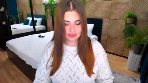 Snapshot of sensualcharisma chatting on 09/20/25, 10:27 Becca online show from 09/20/25, 10:27