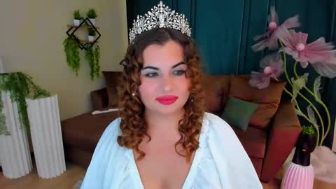 Snapshot of sensualcharisma chatting on 09/29/25, 05:29 Becca online show from 09/29/25, 05:29