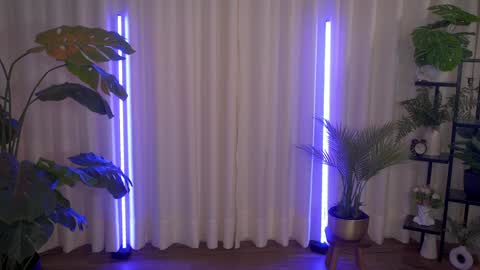 Snapshot of sensualcherry_ chatting on 12/06/24, 12:23 Maria- OF sensual bee online show from 12/06/24, 12:23