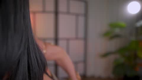 Snapshot of sensualcherry_ chatting on 02/12/25, 01:41 Maria- OF sensual bee online show from 02/12/25, 01:41